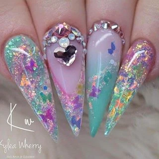 Glitter Arty Nails logo