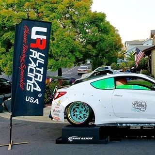 Ultra Racing USA logo