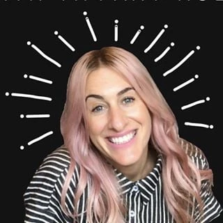 Tiffany Roe logo