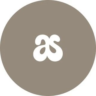 AMARASCRUBS logo